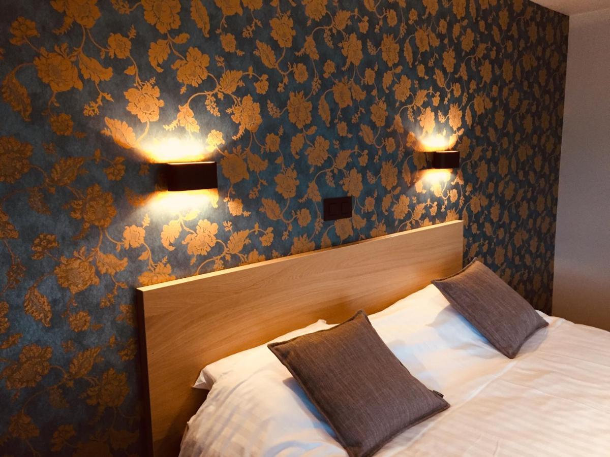 Hotel le Fenil Celles  Extérieur photo