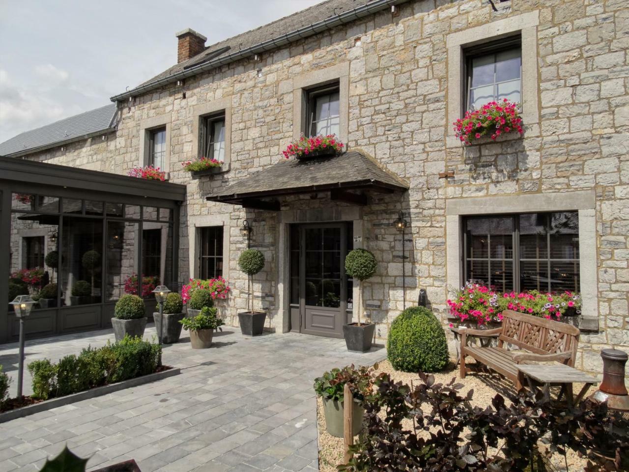 Hotel le Fenil Celles  Extérieur photo